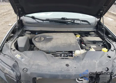 2019 Jeep Cherokee Limited 4X4 z USA, uszkodzony, nr VIN 1C4PJMDX2KD267646